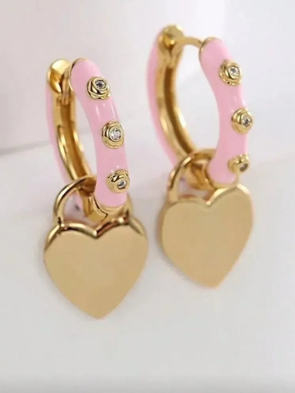 Pink and Gold HeartโHoop Earrings Q778